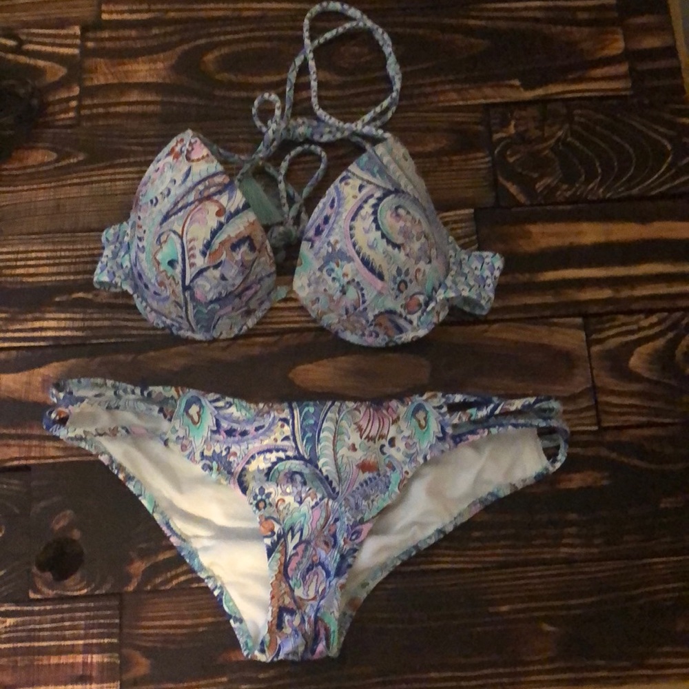 Victoria’s Secret Bikini